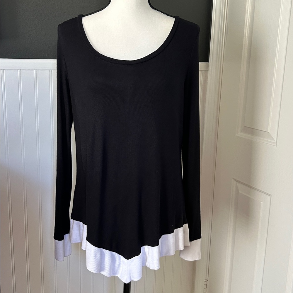 INC. Tunic